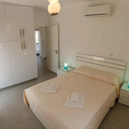 Villa Rent Your Dream Protaras Holiday And Look Forward To Relaxing Beside Your Private Pool, Protaras 1312